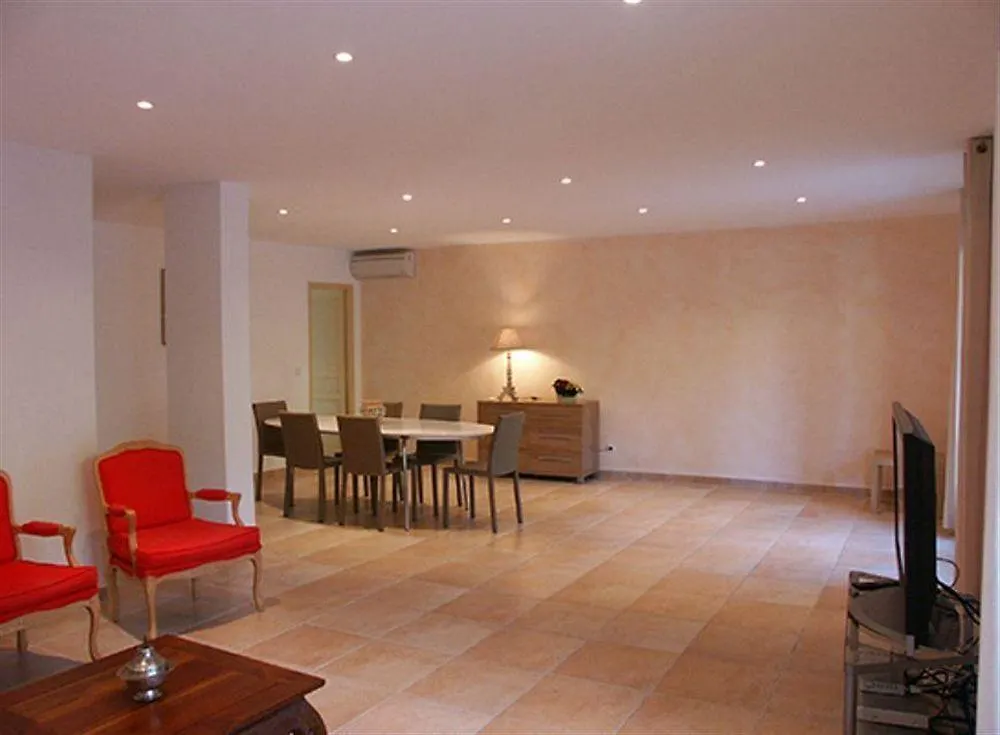 Hotel Hydra Le Lavandou 3*,
